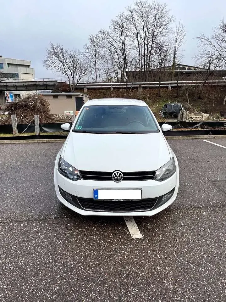 Second-hand VW Polo Life 69 CP (50 kW) 2014 Berlinǎ