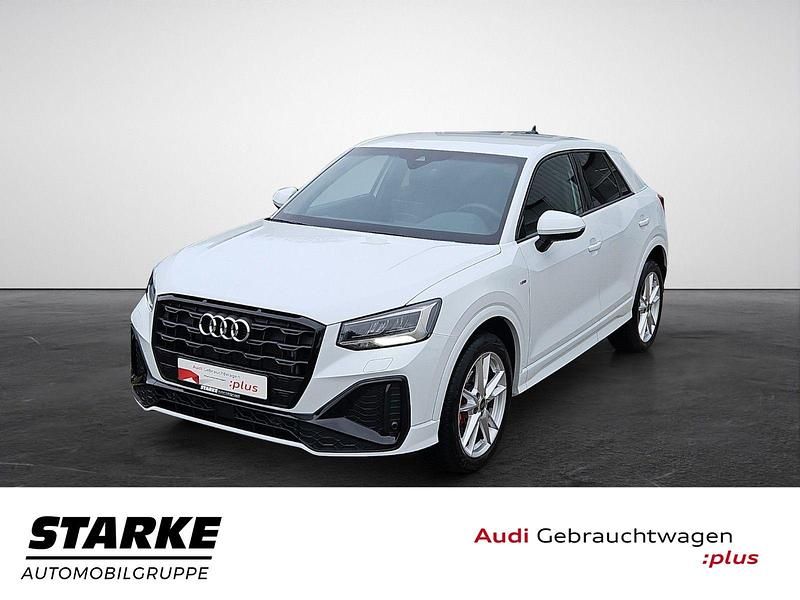 Gletscherweiß metallic Gebraucht 2025 Audi Q2 S-Line SUV | 34.760 € (Fairer Preis) - Bild 1/3