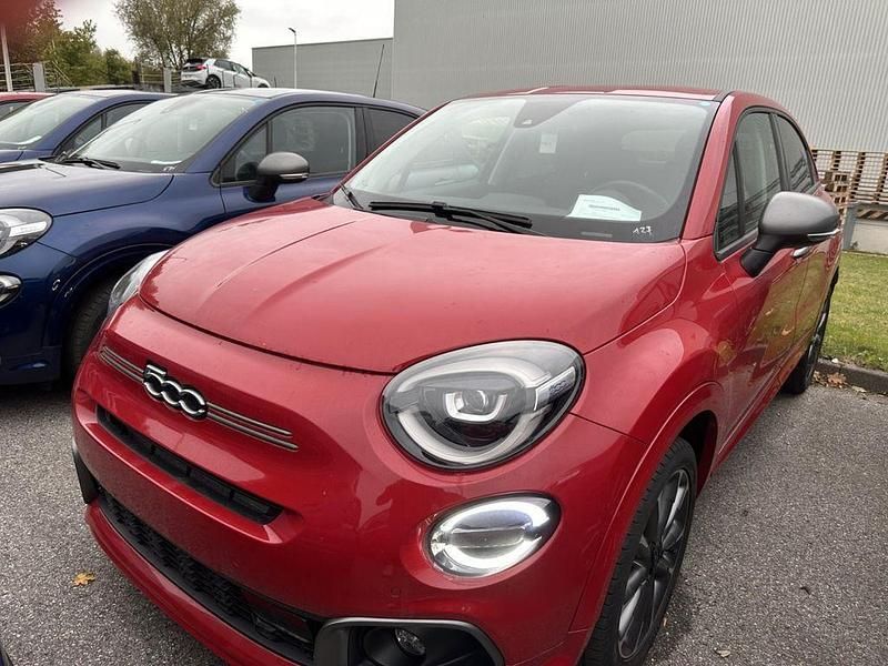Gebraucht Fiat 500X Basis 131 PS (96 kW) 2024 Rot SUV
