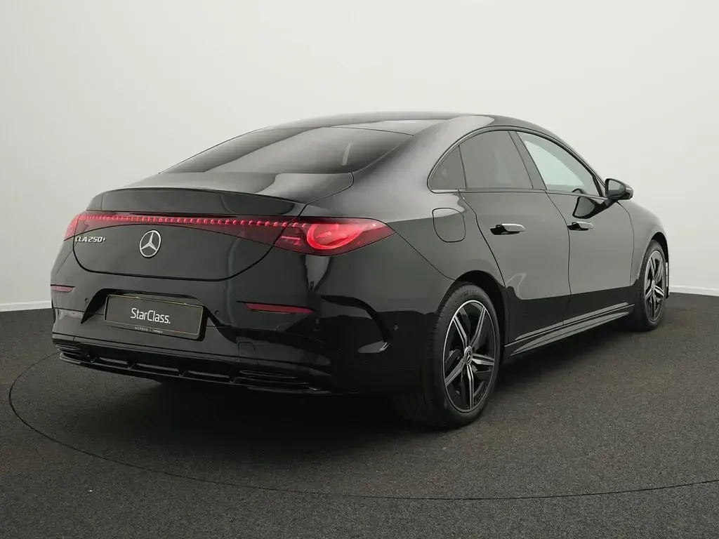 Gebraucht Mercedes CLA 250+ AMG line 200 kW (272 PS) 2026 Schwarz Limousine