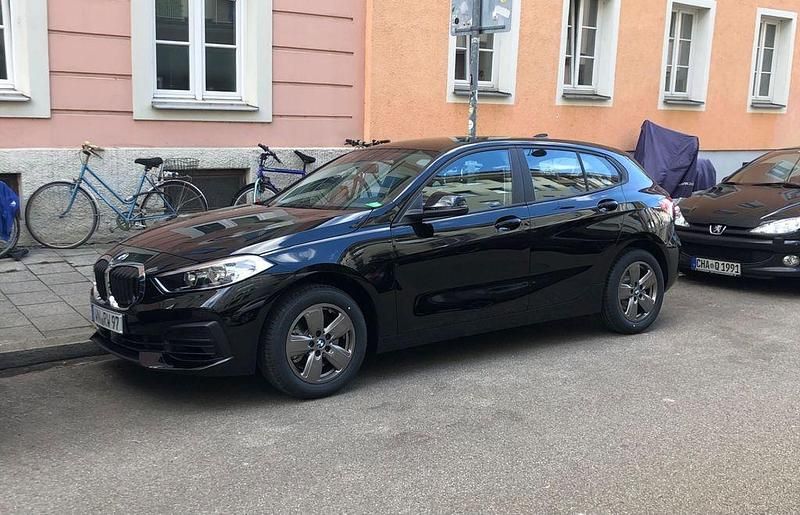 Gebraucht BMW 118 140 PS (102 kW) 2020 Schwarz Kleinwagen