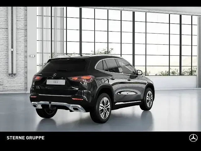 Gebraucht Mercedes GLA200 Progressive 150 PS (110 kW) 2026 Schwarz SUV