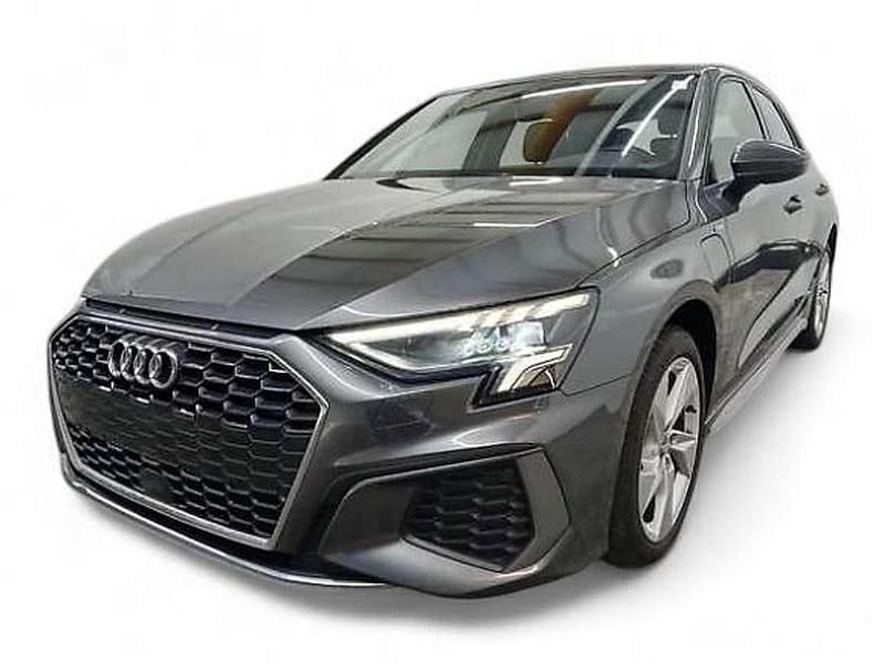 Grey metallic Gebraucht 2022 Audi A3 Sportback e-tron S-Line Kleinwagen | 24.649 € (Guter Preis) - Bild 1/3
