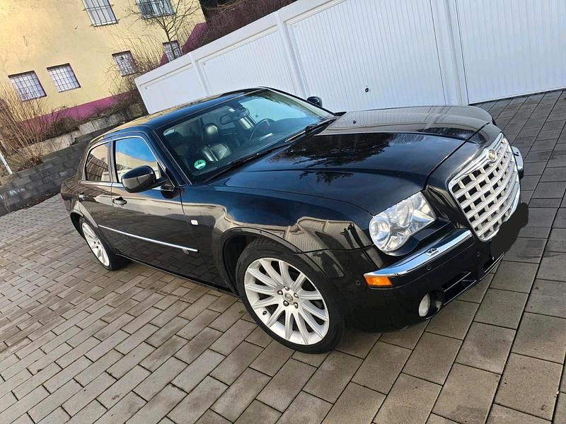 Schwarz Gebraucht 2009 Chrysler 300C Limousine | 7.500 € (Etwas zu teuer) - Bild 1/4