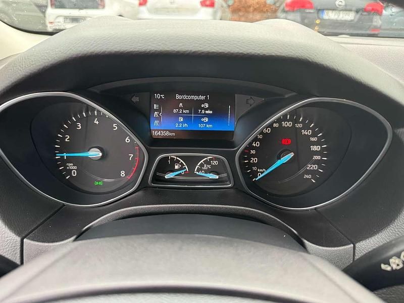 Gebraucht Ford Focus 125 PS (91 kW) 2018 Schwarz Limousine