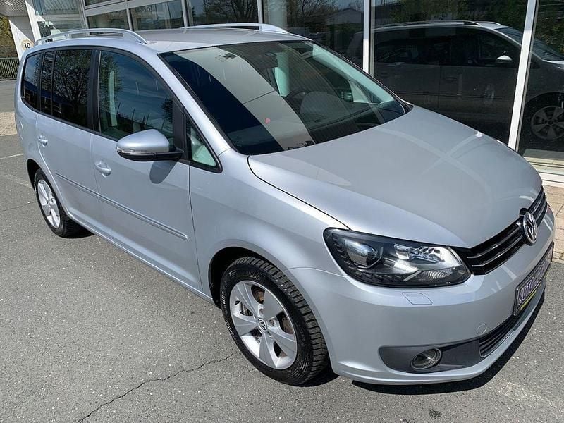 Gebraucht VW Touran Highline 140 PS (102 kW) 2012 Silber Van / Kleinbus