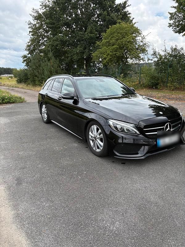 Schwarz Gebraucht 2016 Mercedes C400 Kombi | 13.600 € (Superpreis) - Bild 1/4