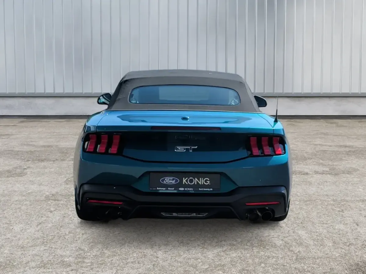 Neu Ford Mustang GT 446 PS (328 kW) 2026 Blau Cabrio