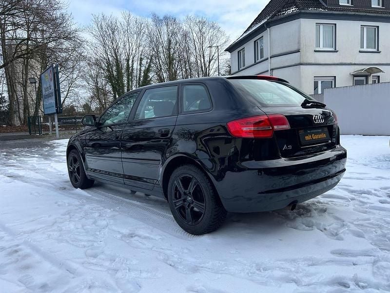 Gebraucht Audi A3 102 PS (75 kW) 2010 Schwarz Limousine