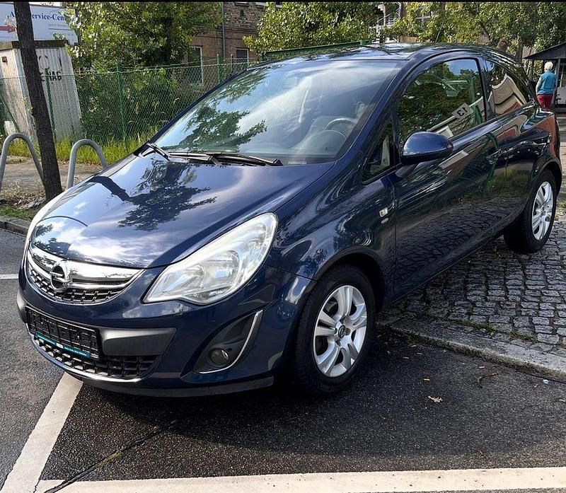 Gebraucht Opel Corsa Selection 87 PS (63 kW) 2011 Blau Kleinwagen