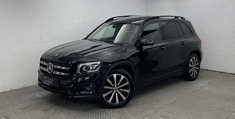 Schwarz Gebraucht 2020 Mercedes GLB220 Night SUV | 36.400 € (Fairer Preis) - Bild 1/4