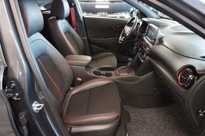 Gebraucht Hyundai Kona Style 177 PS (130 kW) 2020 Grau SUV