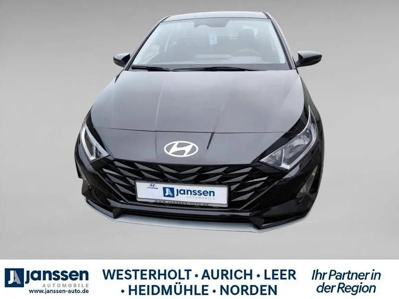 Schwarz Neu 2025 Hyundai i20 Select Limousine | 19.790 € (Etwas zu teuer) - Bild 1/1