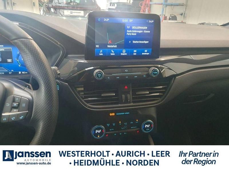 Gebraucht Ford Kuga ST-Line 120 PS (88 kW) 2022 Schwarz SUV