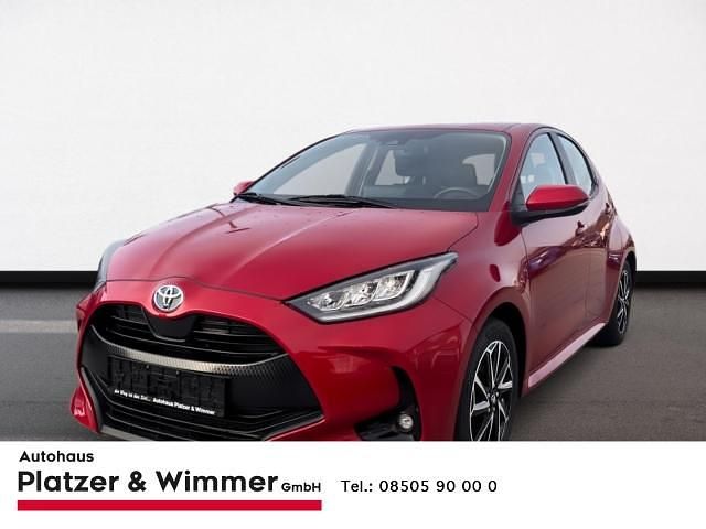 Gebraucht Toyota Yaris Hybrid 116 PS (85 kW) 2023 Rot Kleinwagen