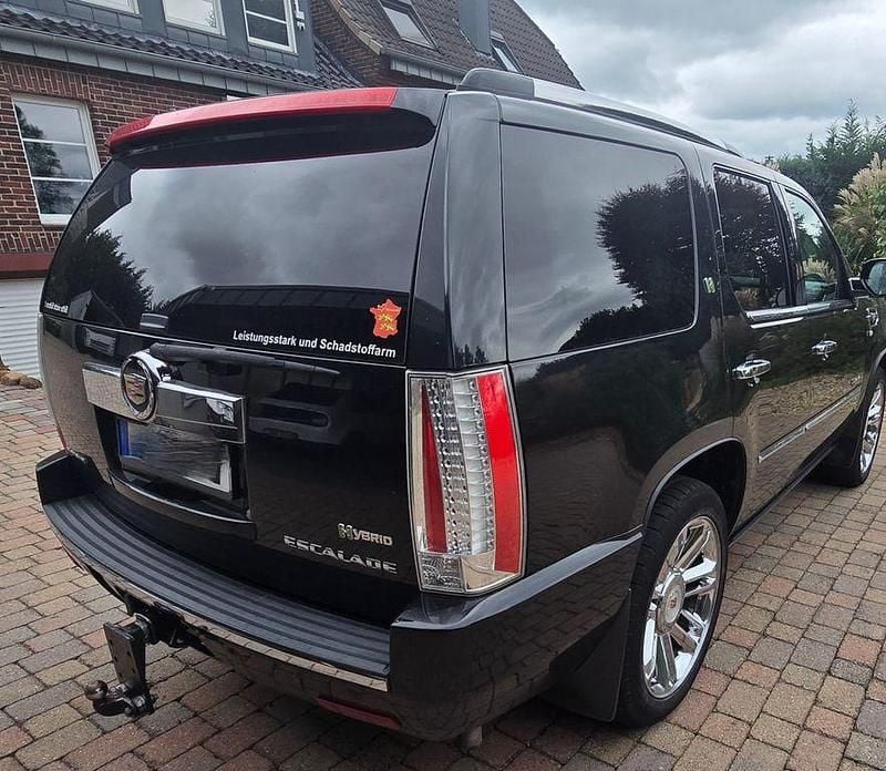 Gebraucht Cadillac Escalade 337 PS (247 kW) 2013 Schwarz SUV