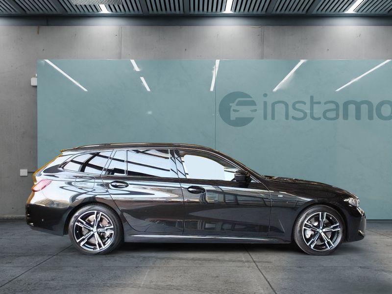 Gebraucht BMW 330 M Sport 286 PS (210 kW) 2023 Schwarz Kombi