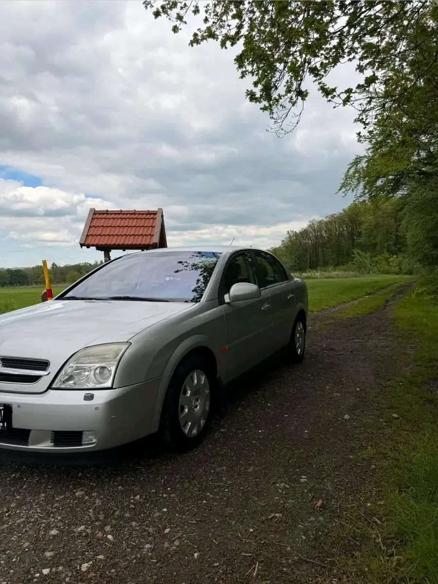Gebraucht Opel Vectra 143 PS (105 kW) 2002 Silber Limousine