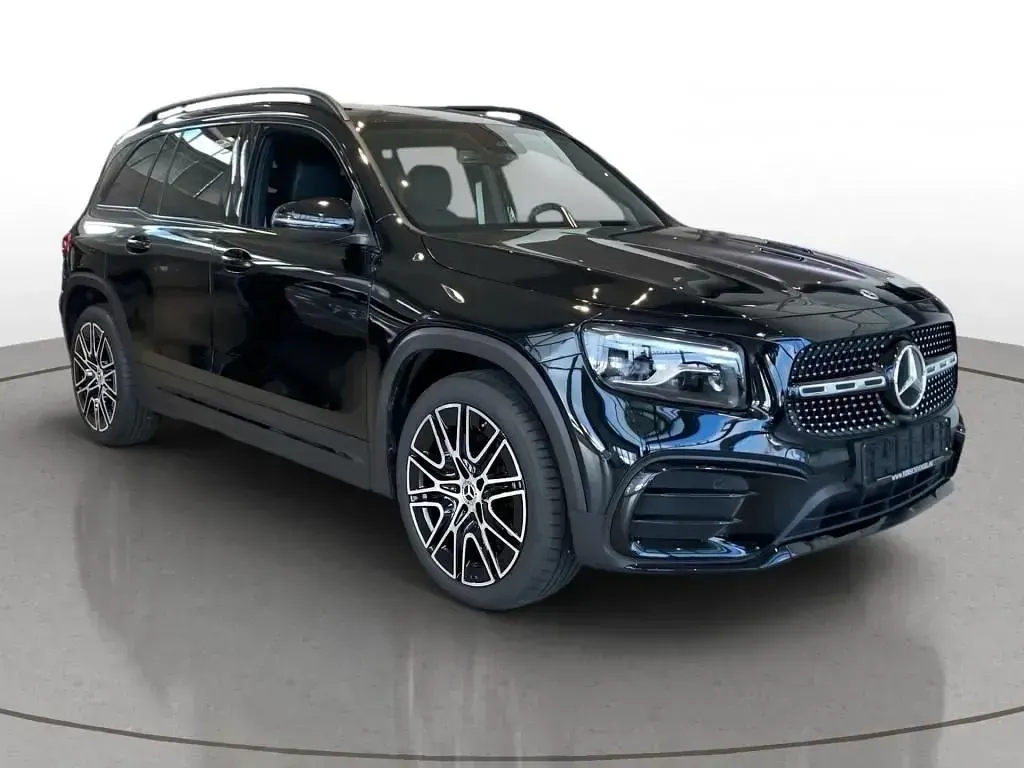 Gebraucht Mercedes GLB200 AMG line 150 PS (110 kW) 2025 Schwarz SUV