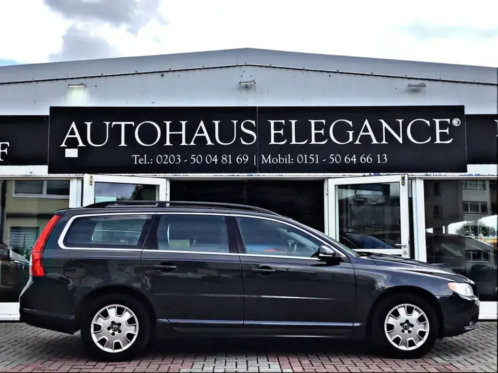 Gebraucht Volvo V70 Pro 136 PS (100 kW) 2013 Grau Kombi
