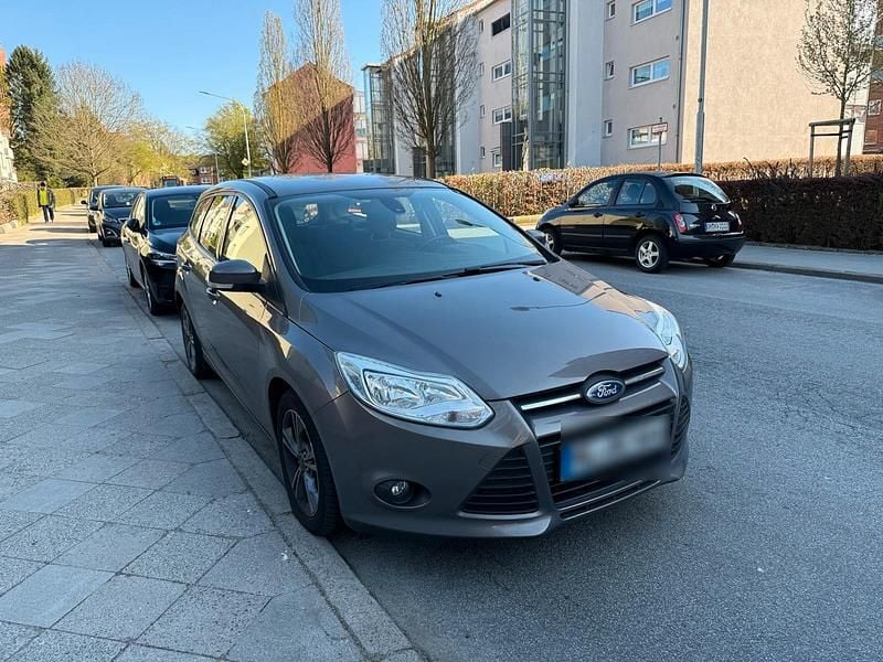 Usata Ford Focus 125 CV (91 kW) 2013 Marrone Station wagon
