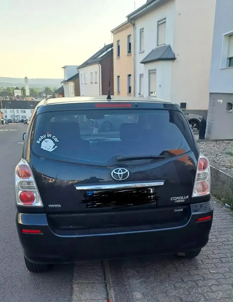 Gebraucht Toyota Verso 136 PS (100 kW) 2009 Schwarz Van / Kleinbus