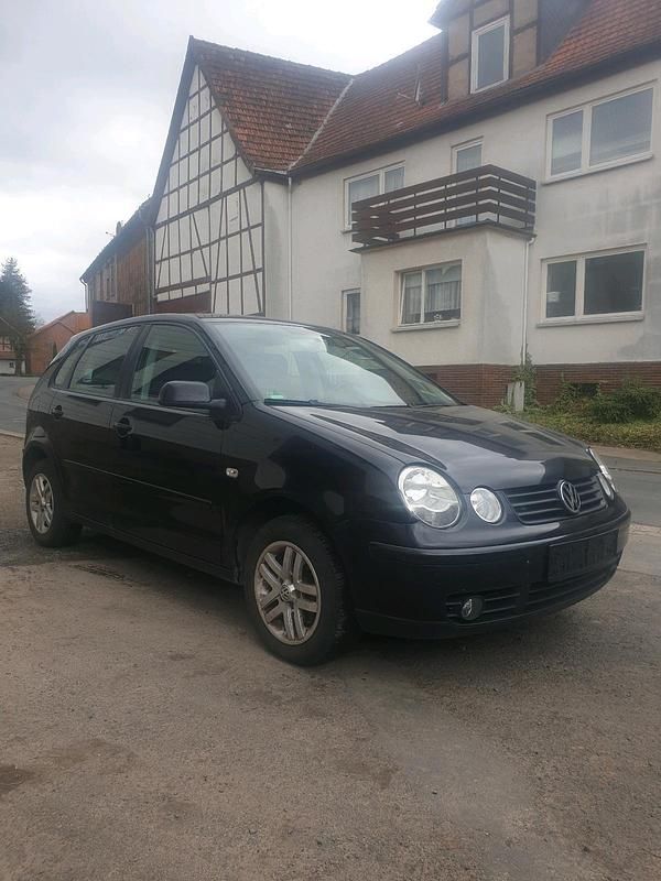 Gebraucht VW Polo 75 PS (55 kW) 2005 Schwarz Kleinwagen