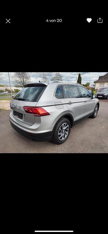 Silber Gebraucht 2017 VW Tiguan Edition SUV | 16.000 € (Superpreis) - Bild 1/4