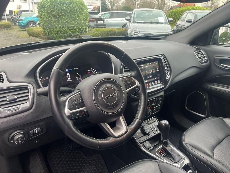 Gebraucht Jeep Compass 241 PS (177 kW) 2020 Grau SUV