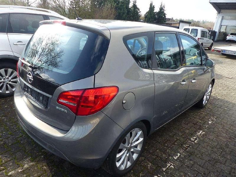 Gebraucht Opel Meriva Innovation 120 PS (88 kW) 2012 Muskatgrau/muskat braun(m2) Van / Kleinbus