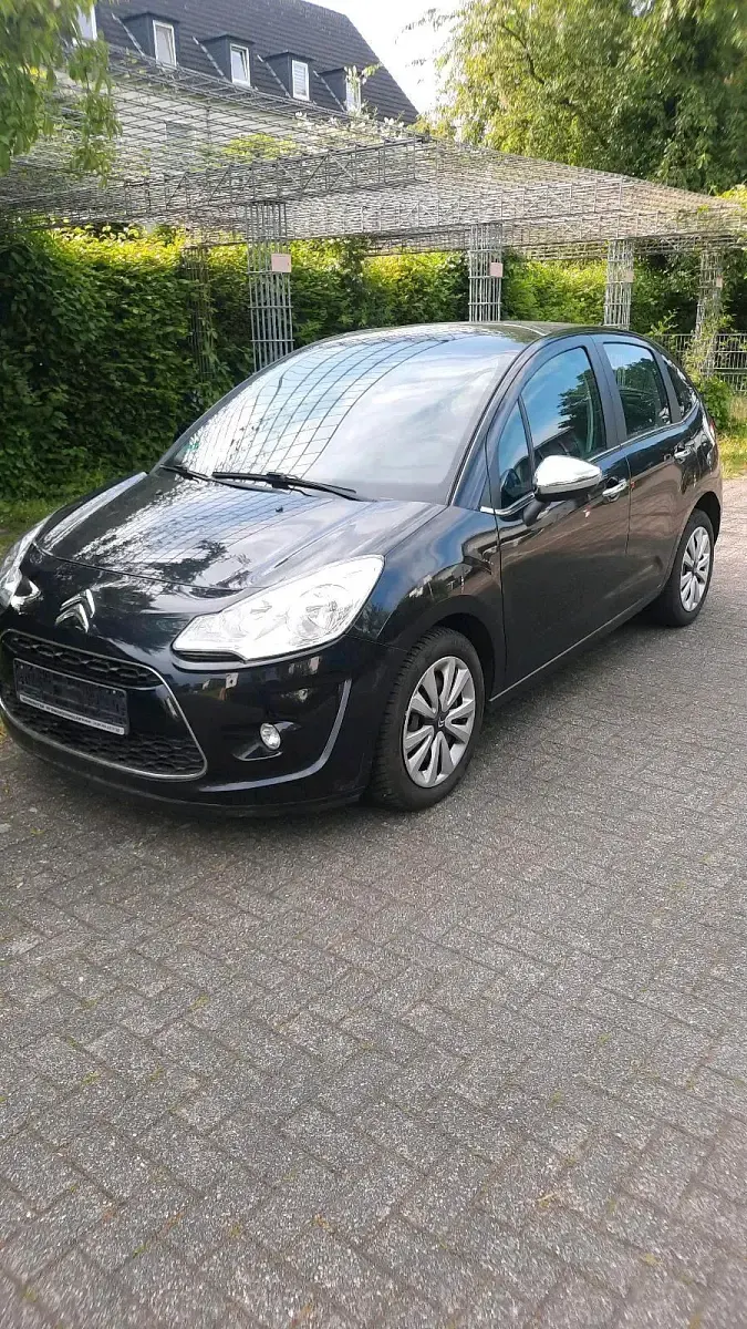 Gebraucht Citroën C3 95 PS (69 kW) 2012 Schwarz Limousine