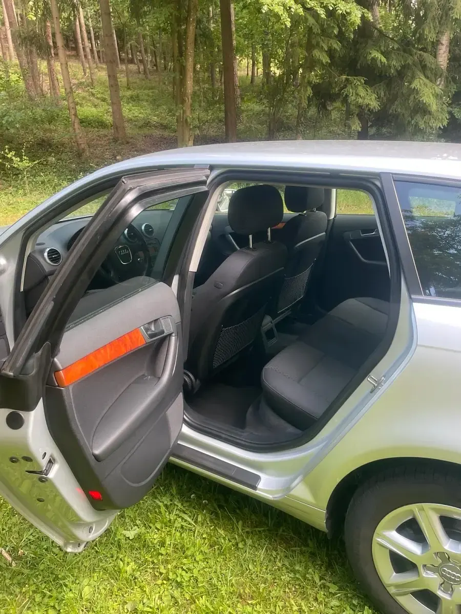 Gebraucht Audi A3 140 PS (102 kW) 2010 Silber Kleinwagen