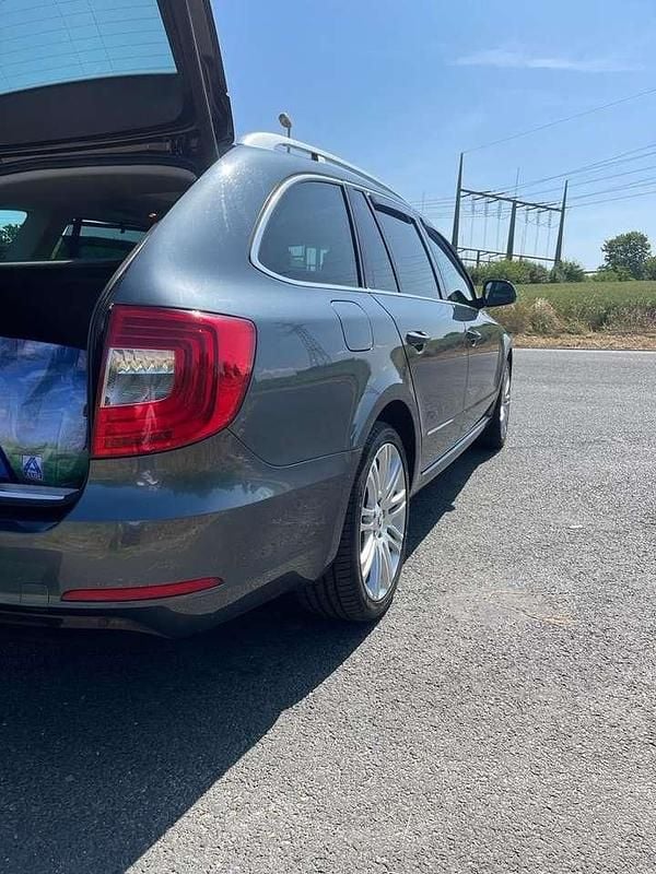 Gebraucht 2014 Skoda Superb Elegance Kombi | 7.500 € (Guter Preis) - Bild 1/4