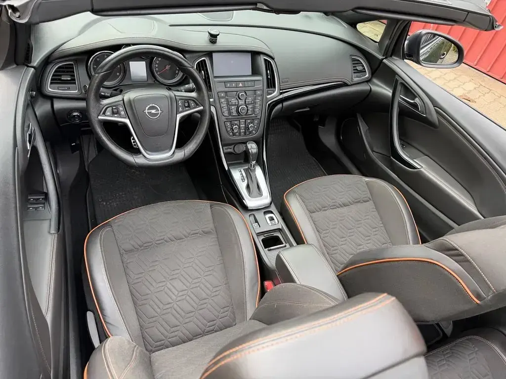 Gebraucht Opel Cascada Innovation 165 PS (121 kW) 2013 Grau Cabrio