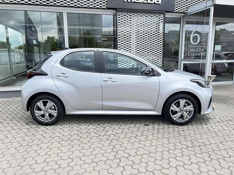 Gebraucht Mazda 2 Exclusive-Line 116 PS (85 kW) 2025 Stormy silver Kleinwagen