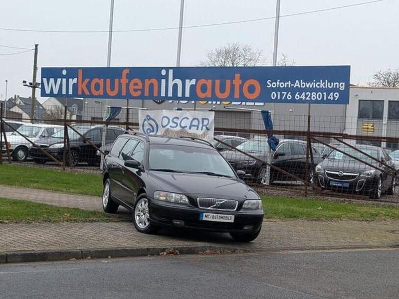 Schwarz Gebraucht 2004 Volvo V70 Comfort Kombi | 2.499 € (Guter Preis) - Bild 1/4