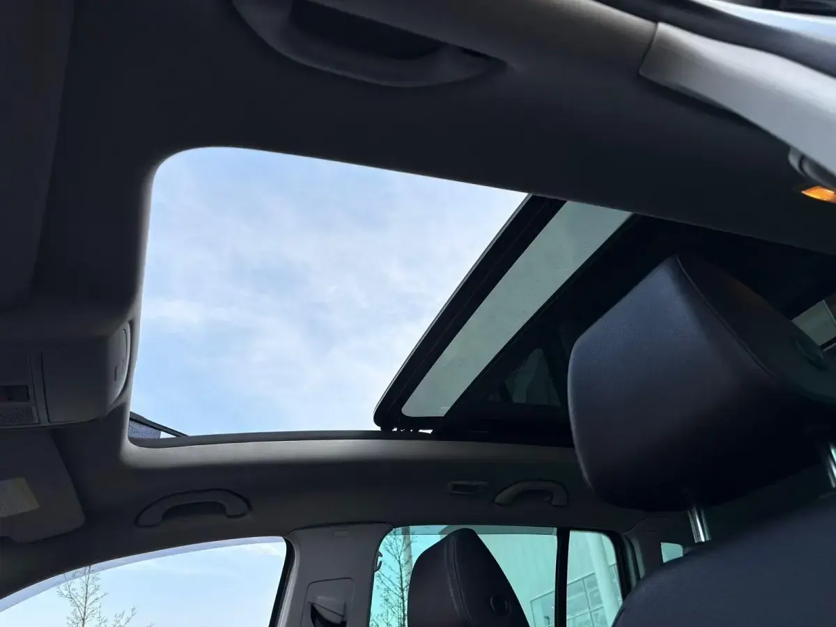 Gebraucht VW Tiguan LOUNGE 200 PS (147 kW) 2015 Grau SUV