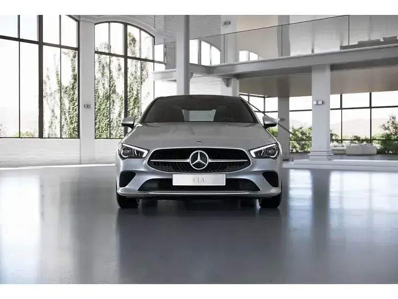 Gebraucht Mercedes CLA250e Progressive 218 PS (160 kW) 2023 Silber Coupé