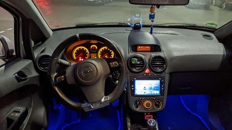 Gebraucht Opel Corsa 80 PS (58 kW) 2008 Limousine