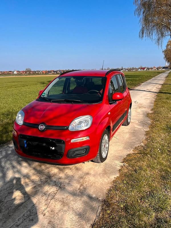 Gebraucht Fiat Panda 55 PS (40 kW) 2012 Rot Kleinwagen