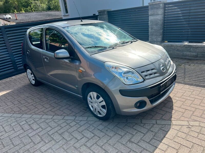 Grau Gebraucht 2013 Nissan Pixo Acenta Kleinwagen | 4.750 € (Teuer) - Bild 1/4