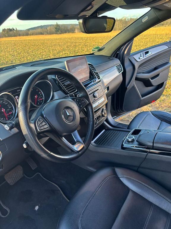Gebraucht Mercedes GLE350 258 PS (189 kW) 2018 Schwarz Coupé
