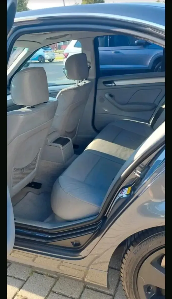 Gebraucht BMW 330 231 PS (169 kW) 2001 Grau Limousine