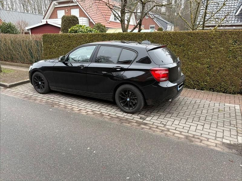 Gebraucht BMW 116 136 PS (100 kW) 2012 Schwarz Kleinwagen