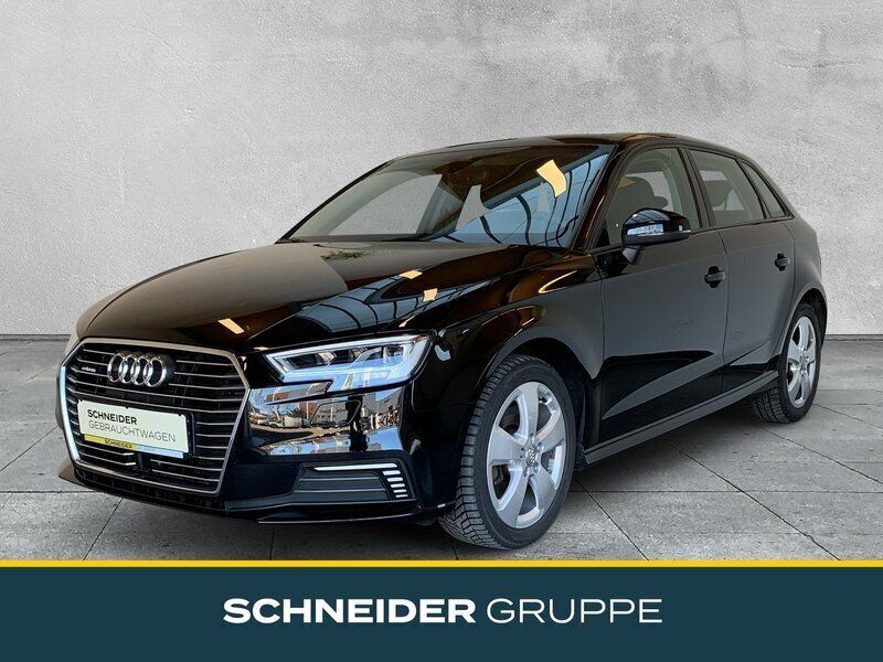 Schwarz Gebraucht 2020 Audi A3 Sportback e-tron Sport Limousine | 18.890 € (Guter Preis) - Bild 1/4