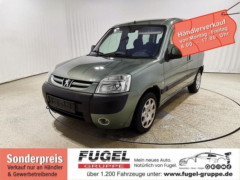 Gebraucht Peugeot Partner 109 PS (80 kW) 2004 Grün acadia Van / Kleinbus