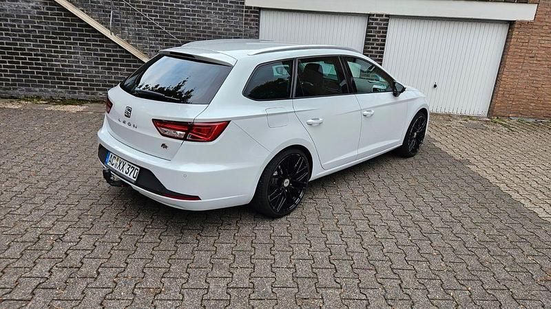 Gebraucht Seat Leon ST FR 179 PS (131 kW) 2016 Weiß Kombi