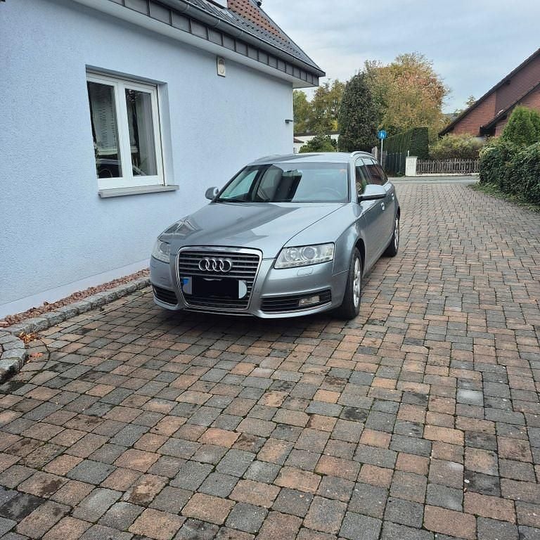 Silber Gebraucht 2011 Audi A6 Sport Kombi | 6.000 € (Guter Preis) - Bild 1/4