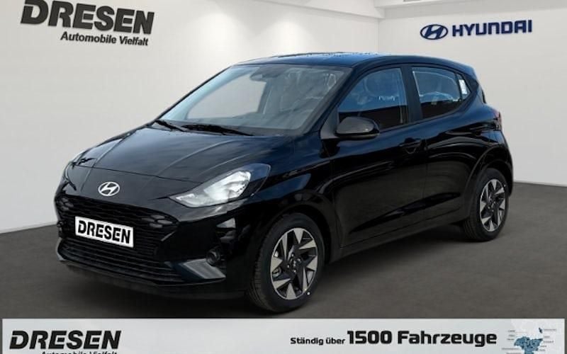 Schwarz Neu 2025 Hyundai i10 Trend Kleinwagen | 18.590 € (Fairer Preis) - Bild 1/4