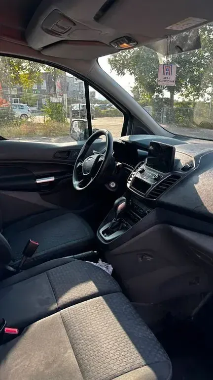 Gebraucht Ford Transit Connect 120 PS (88 kW) 2020 Weiß Van / Kleinbus